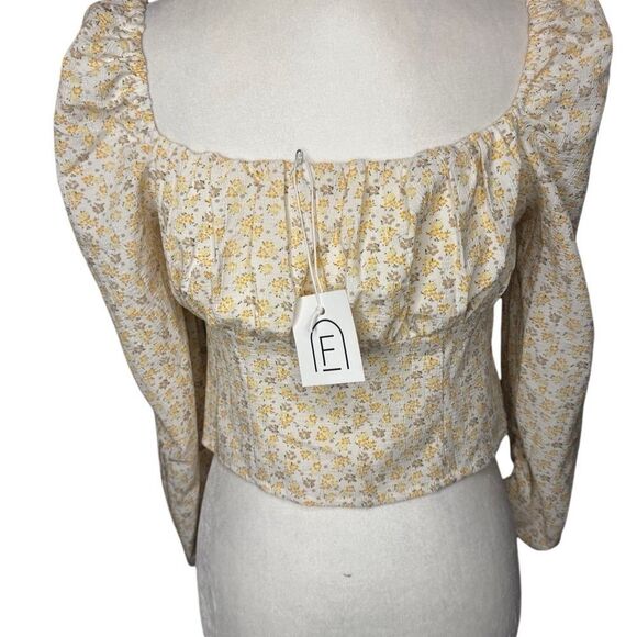 NWT LUSH Brynn front tie top size Small yellow floral - Picture 7 of 9